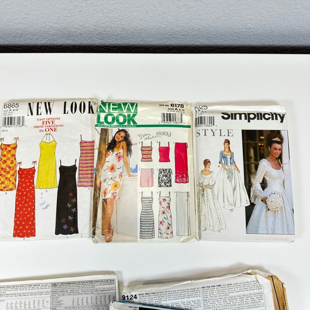 VTG Lot of 14 Sewing Patterns McCalls Simplicity New Look Dress Bridal Maxi 90s - Picture 8 of 9